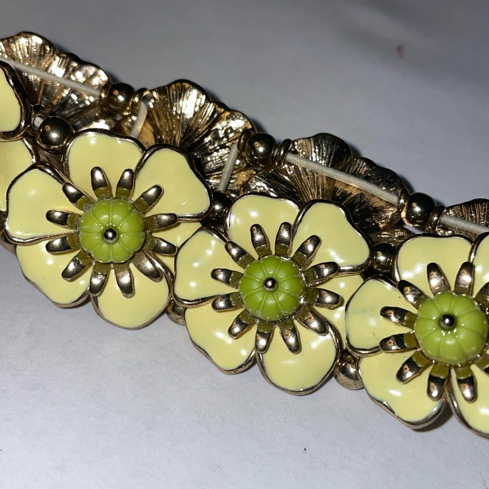 Talbots yellow and green floral stretch bracet